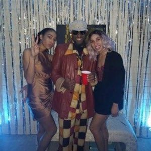 Meet your Posher, Nence